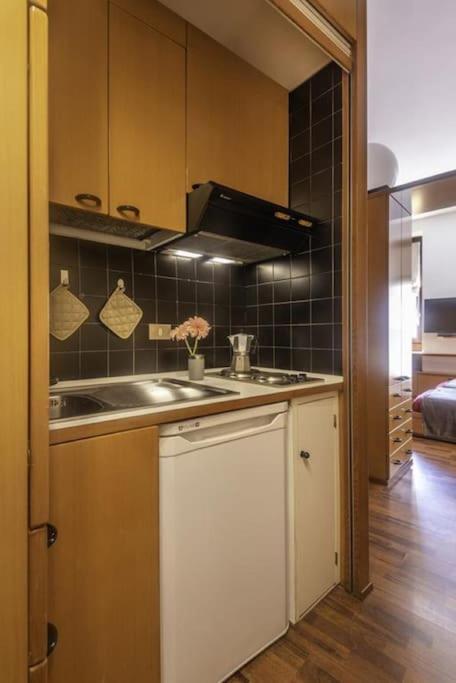 Osti 3 Beautifully Furnished Apartman Milánó Kültér fotó